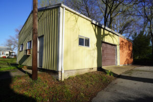 2302-park-dr-30
