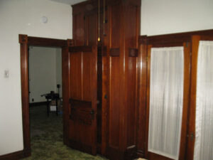 425-w-main-st-11