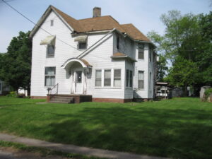 614-n-buchanon-st-4