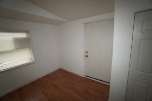 13001-us-highway-40-12