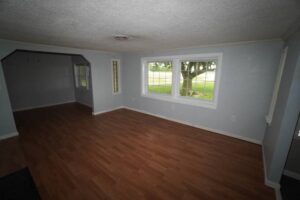 13001-us-highway-40-8