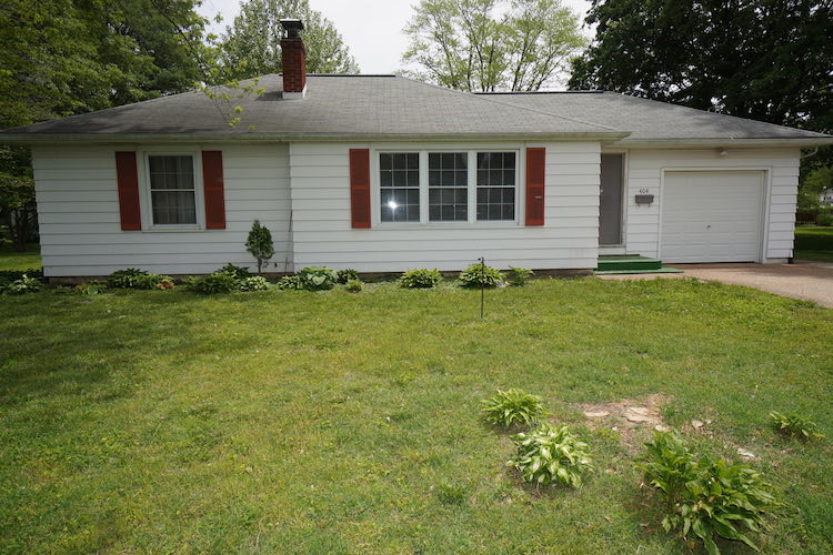 404 N John St